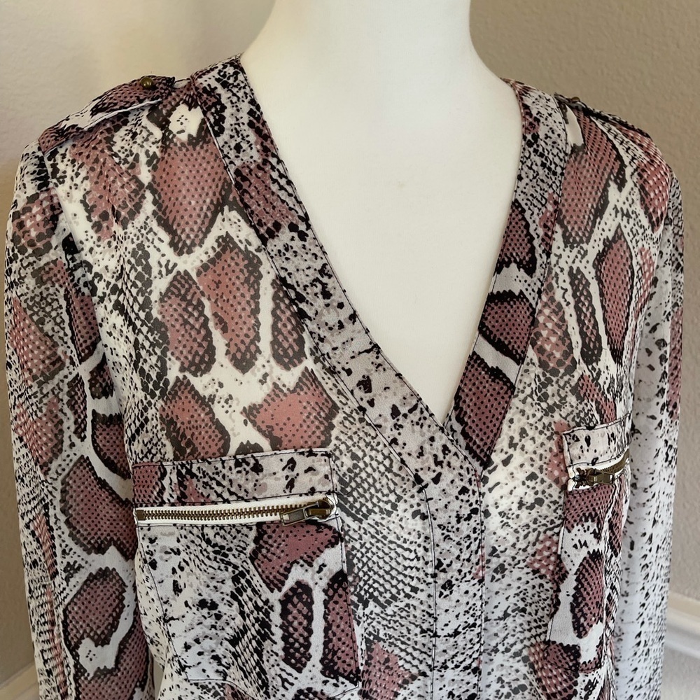 Daniel Rainn Snake Print Long Sleeve Blouse in Women's Small